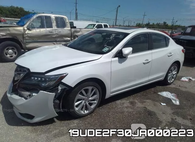 19UDE2F30JA000223 фото 3
