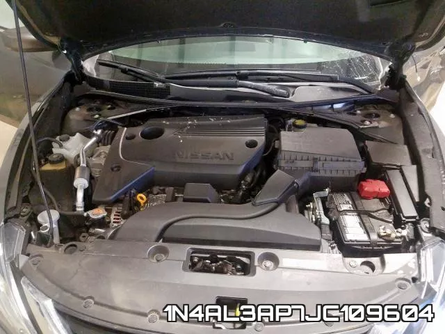 1N4AL3AP7JC109604 фото 8