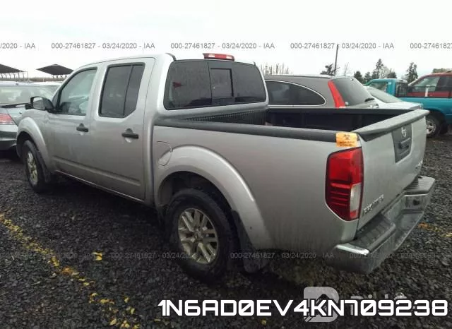 1N6AD0EV4KN709238 фото 4