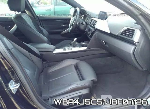 WBA4J5C51JBF07126 фото 6