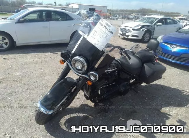1HD1YAJ19JC070900 фото 3