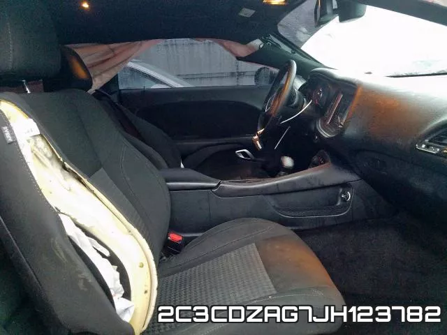 2C3CDZAG7JH123782 фото 6