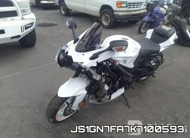 JS1GN7FA7K7100593 фото 3