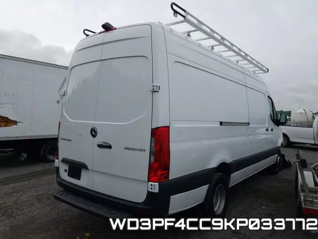 WD3PF4CC9KP033772 фото 5