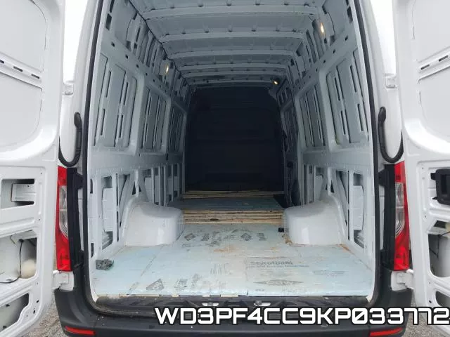 WD3PF4CC9KP033772 фото 7