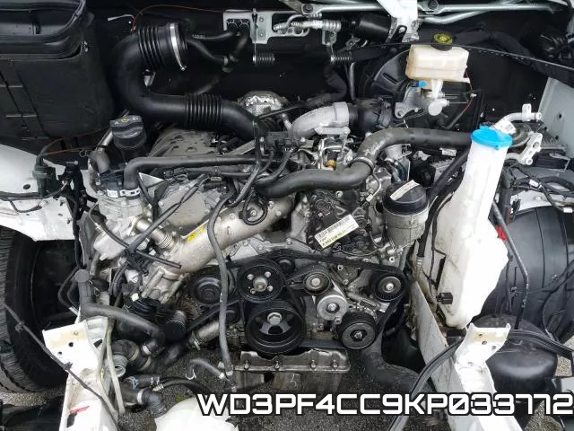 WD3PF4CC9KP033772 фото 8