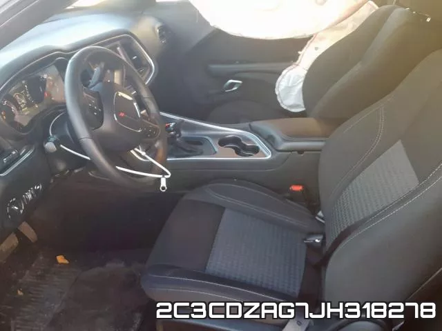 2C3CDZAG7JH318278 фото 6