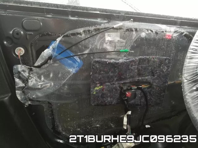 2T1BURHE9JC096235 фото 10