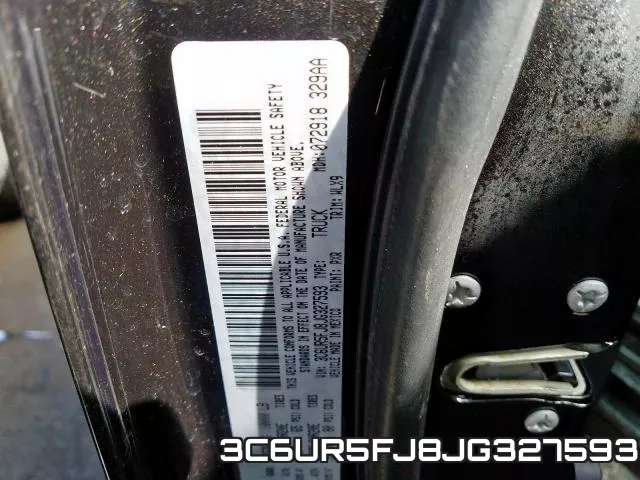 3C6UR5FJ8JG327593 фото 2