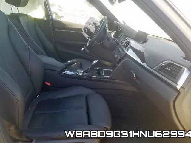 WBA8D9G31HNU62994 фото 6
