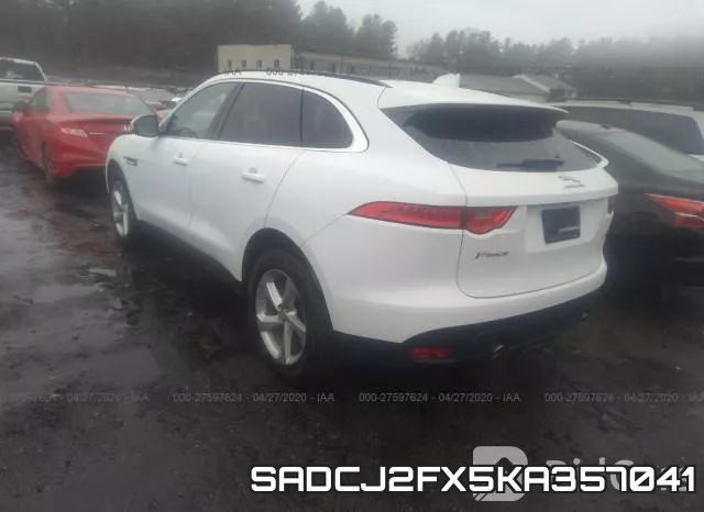SADCJ2FX5KA357041 фото 4
