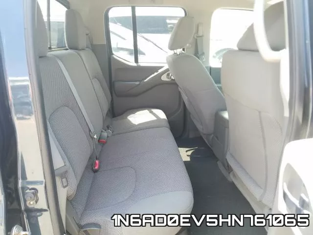 1N6AD0EV5HN761065 фото 7