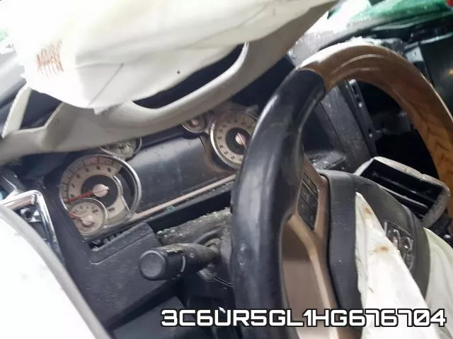3C6UR5GL1HG676704 фото 9