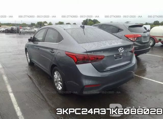 3KPC24A37KE088028 фото 4