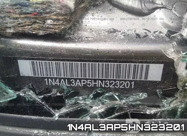 1N4AL3AP5HN323201 фото 10