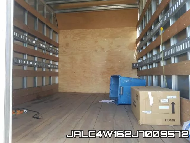 JALC4W162J7009572 фото 7