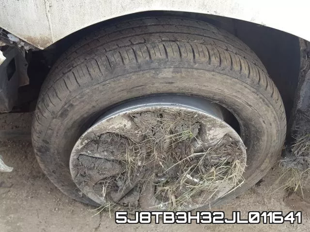 5J8TB3H32JL011641 фото 10
