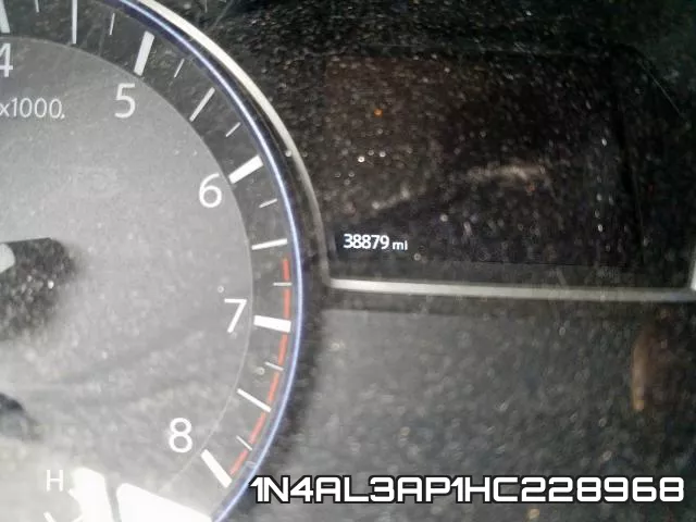 1N4AL3AP1HC228968 фото 9