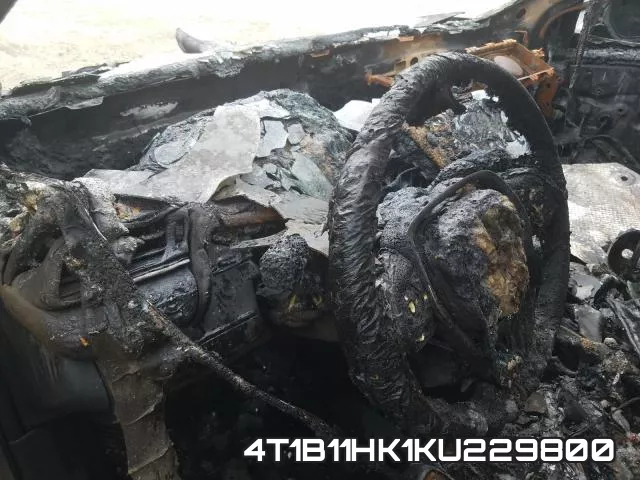 4T1B11HK1KU229800 фото 9