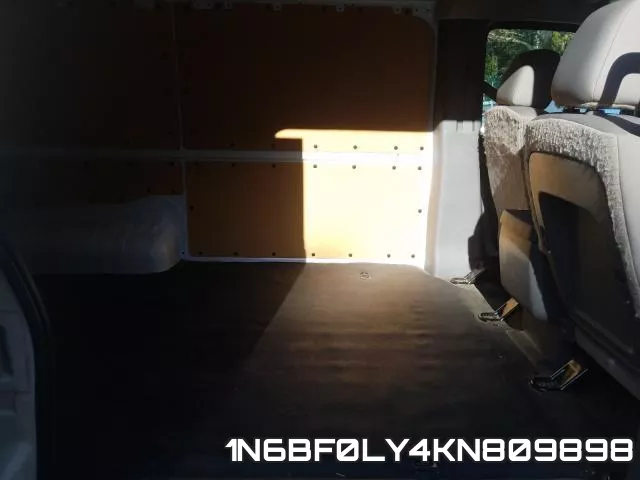 1N6BF0LY4KN809898 фото 7