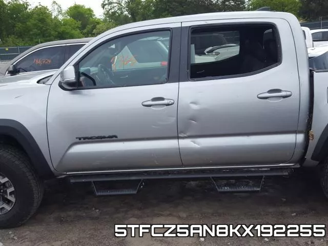 5TFCZ5AN8KX192255 фото 10