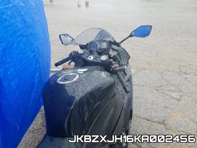 JKBZXJH16KA002456 фото 6