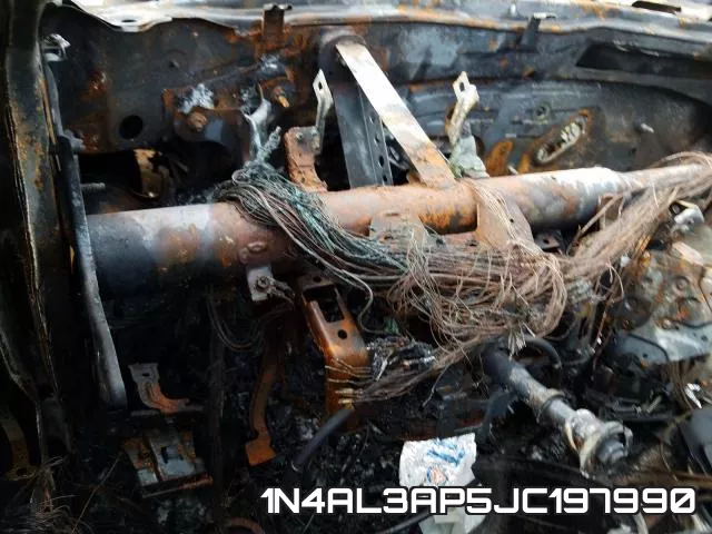 1N4AL3AP5JC197990 фото 9