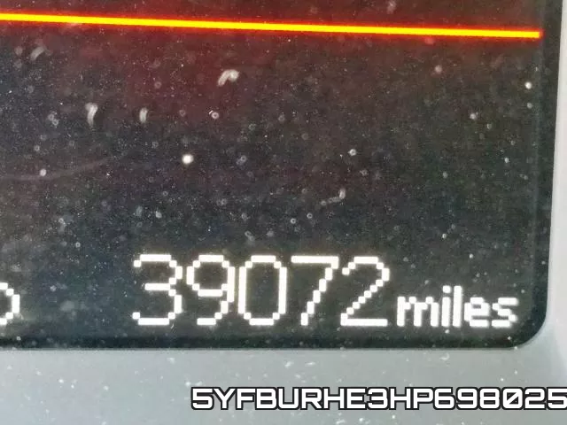 5YFBURHE3HP698025 фото 9