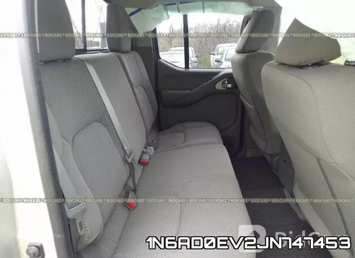 1N6AD0EV2JN747453 фото 9