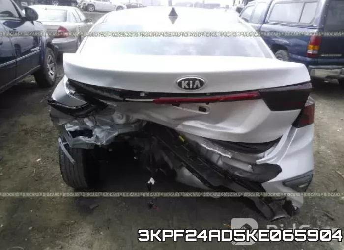 3KPF24AD5KE065904 фото 6