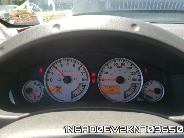 1N6AD0EV2KN703650 фото 9