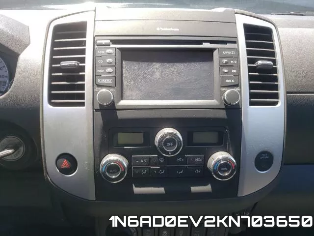 1N6AD0EV2KN703650 фото 10