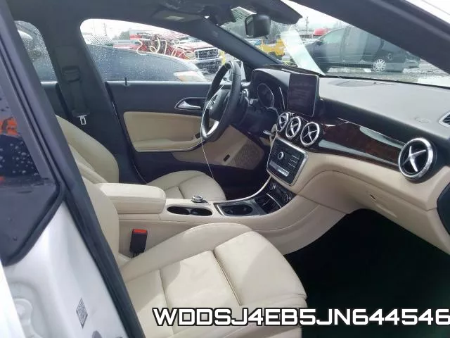 WDDSJ4EB5JN644546 фото 6