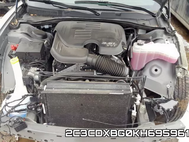 2C3CDXBG0KH695961 фото 8