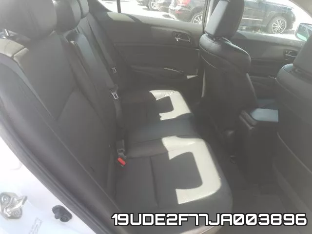 19UDE2F77JA003896 фото 7