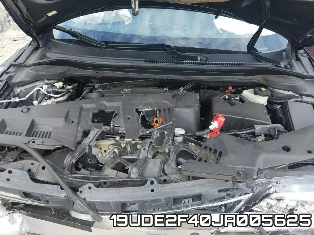 19UDE2F40JA005625 фото 8