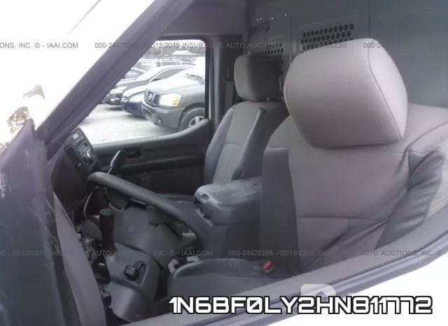 1N6BF0LY2HN811772 фото 9