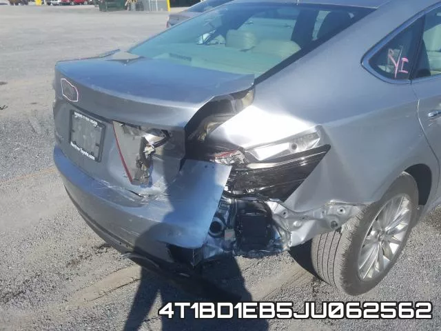 4T1BD1EB5JU062562 фото 10