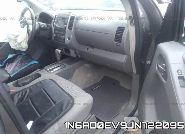 1N6AD0EV9JN722095 фото 6