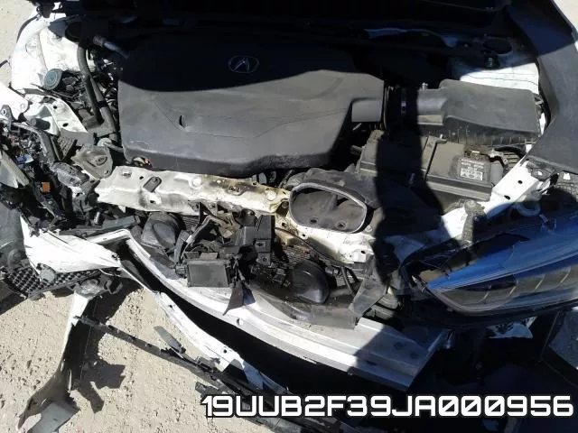 19UUB2F39JA000956 фото 8