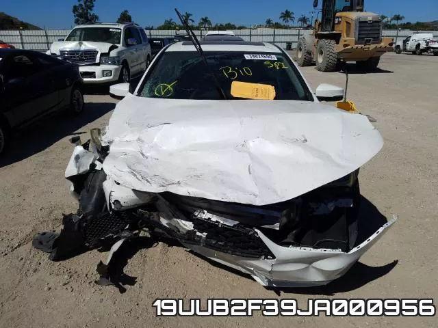 19UUB2F39JA000956 фото 10