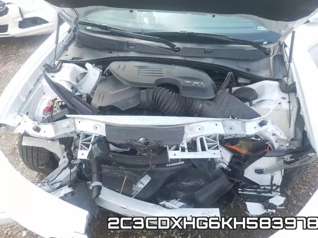 2C3CDXHG6KH583978 фото 8