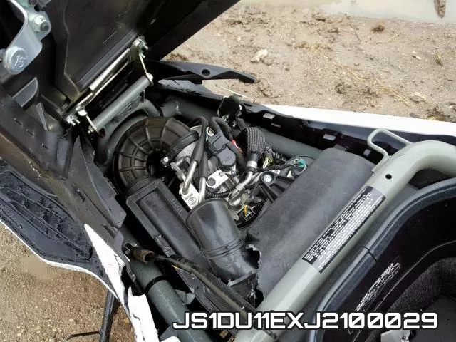 JS1DU11EXJ2100029 фото 8