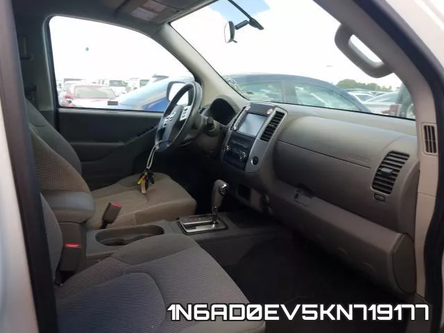 1N6AD0EV5KN719177 фото 6