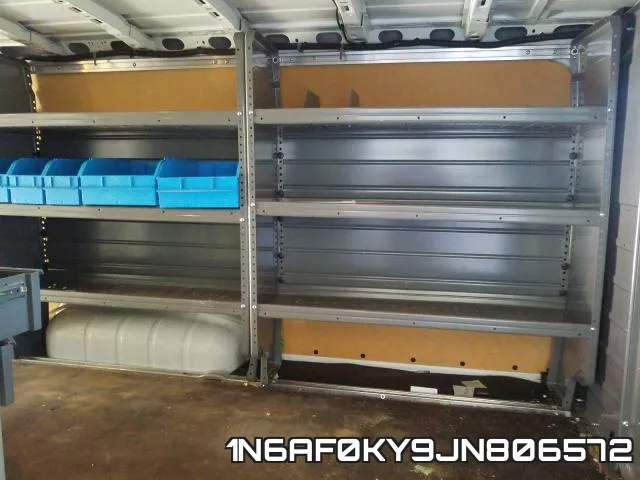 1N6AF0KY9JN806572 фото 7