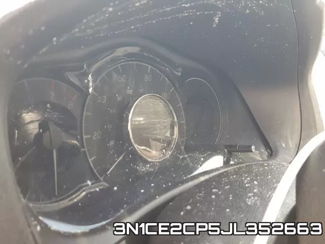 3N1CE2CP5JL352663 фото 8