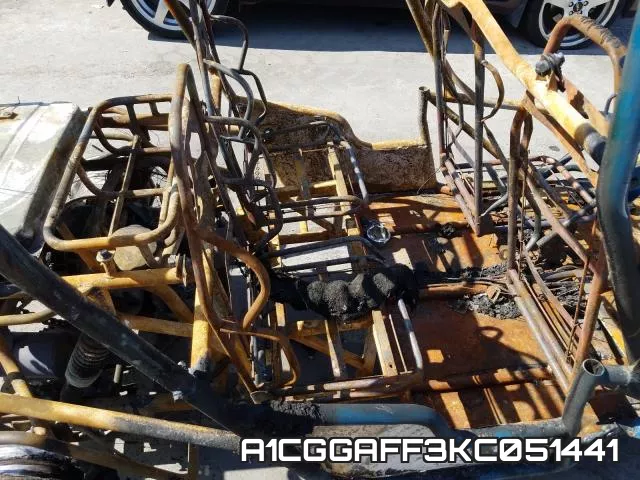 A1CGGAFF3KC051441 фото 7