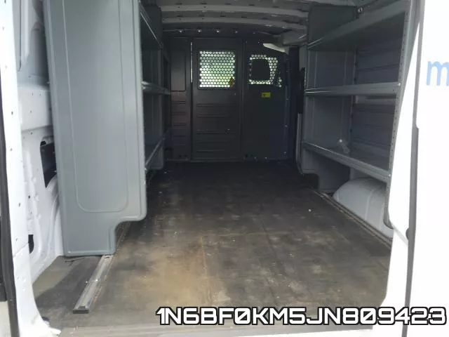 1N6BF0KM5JN809423 фото 7
