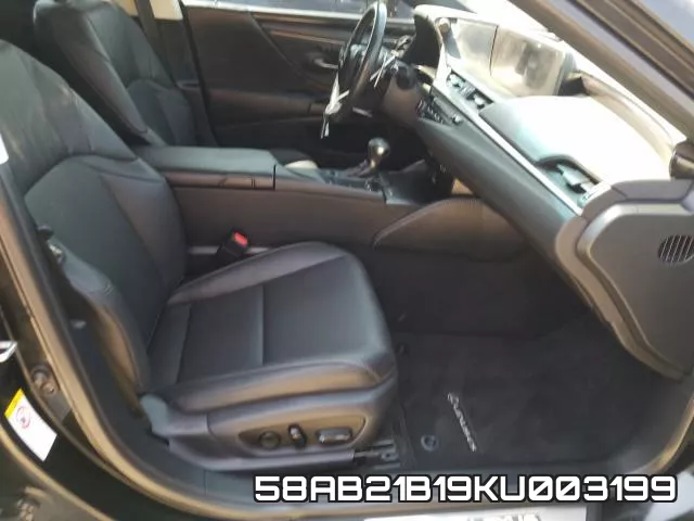 58AB21B19KU003199 фото 6