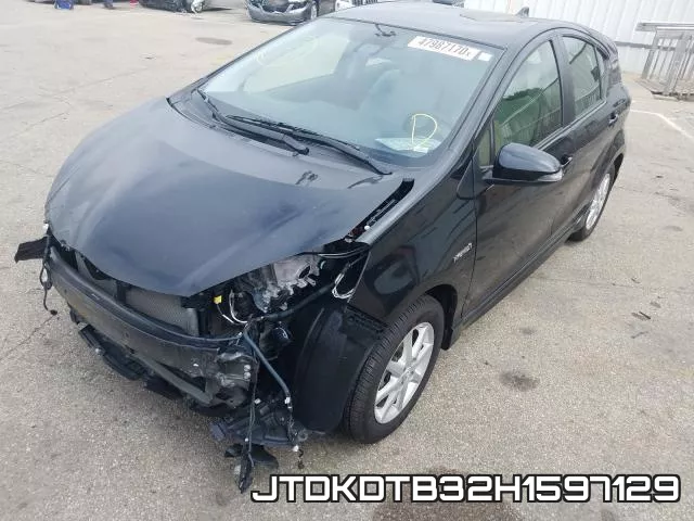 JTDKDTB32H1597129 фото 3